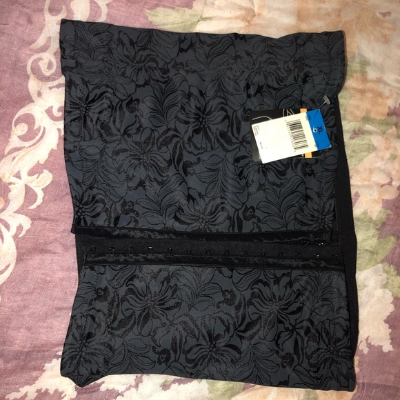 Shapewear corset waist trainer - Picture 2 of 2